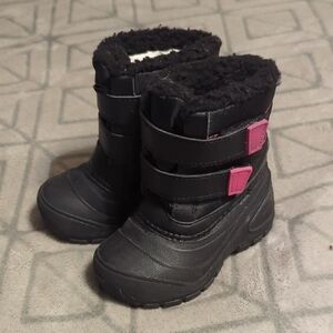 Wonder Nation Toddler Snow Winter Boots Skid Resistant Size 6 Black/Pink